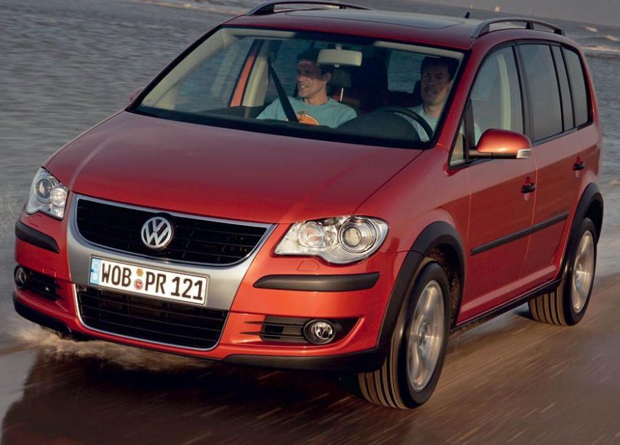  Volkswagen CrossTouran TSI 2007 года  (фото 3 из 46)